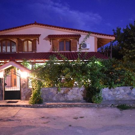 Family Villa Kalypso Oreoi Eksteriør bilde