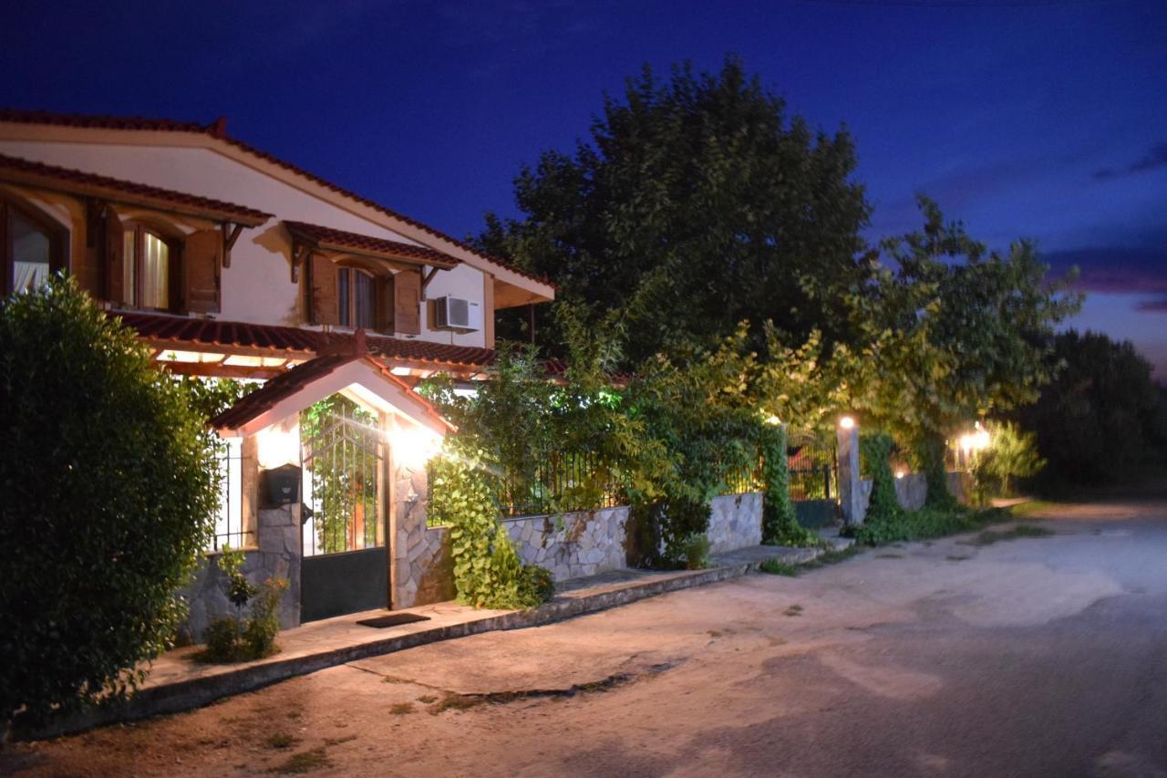 Family Villa Kalypso Oreoi Eksteriør bilde