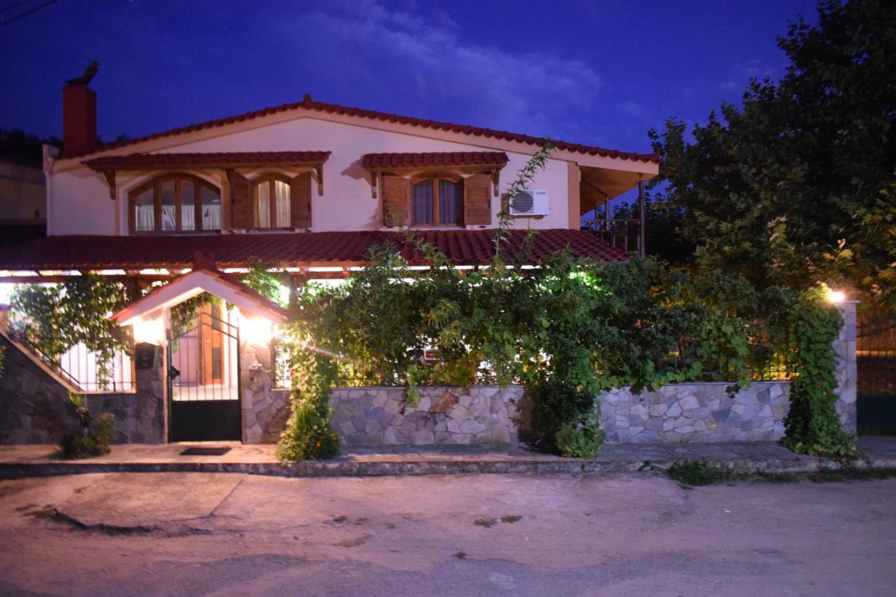 Family Villa Kalypso Oreoi Eksteriør bilde